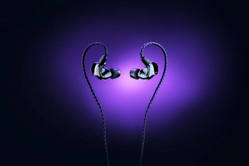 New Razer Moray Ergonomic Hybrid Dual-Driver In-ear Monitor: For Passionate Streamers & Gamers